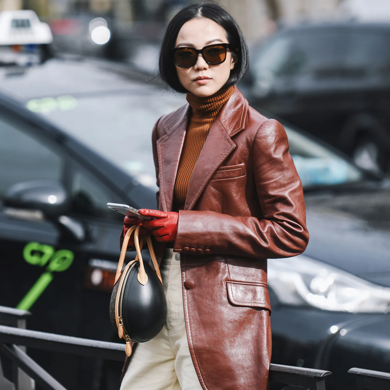 لباس چرمی دخترانه