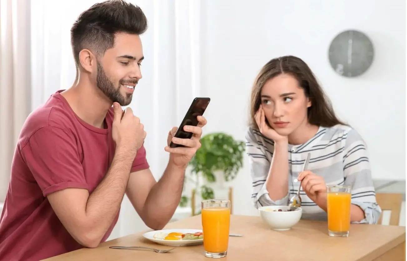 رضایت زناشویی و شبکه‌های اجتماعی