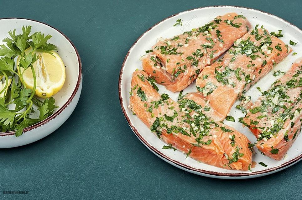 خوراک ماهی قزل‌آلا با سس خامه‌ای