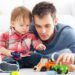 بازی پدر با کودک