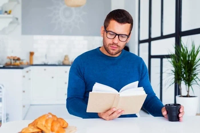 فواید کتاب خواندن