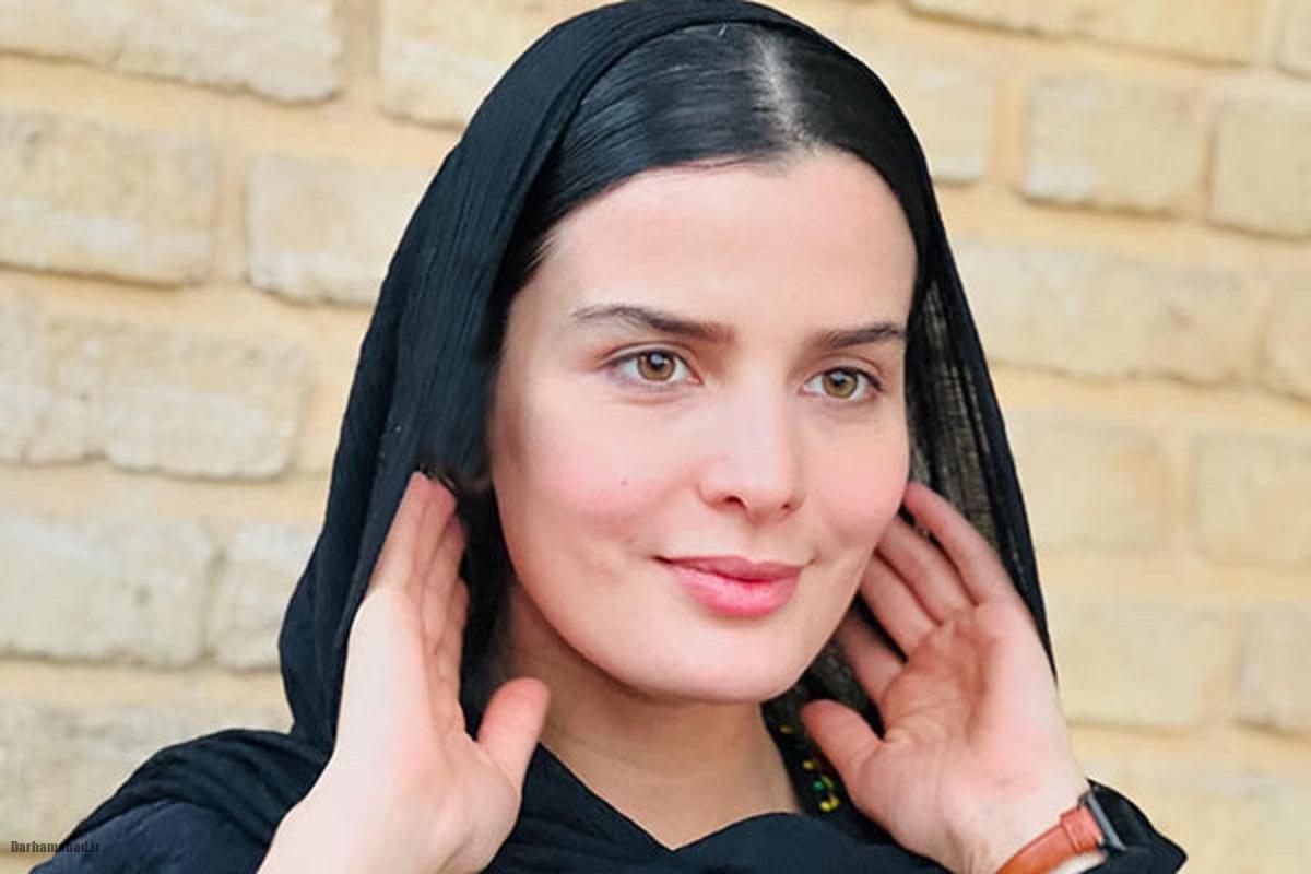 غزاله اکرمی