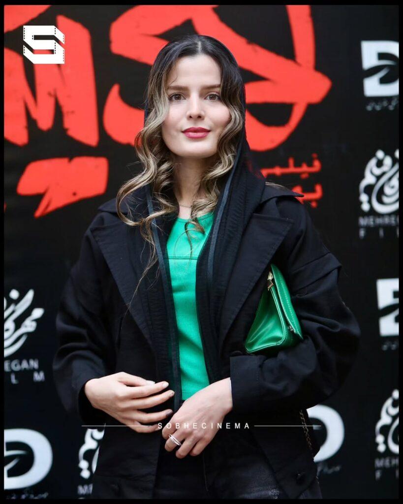 غزاله اکرمی