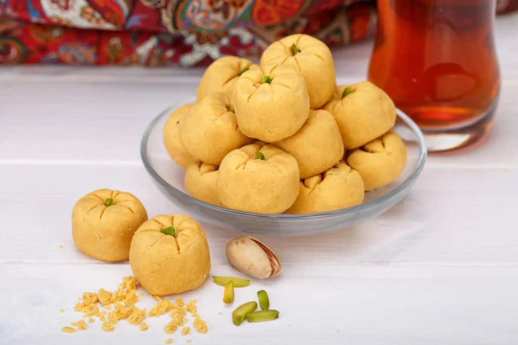 Isfahan Nakhodchi Sweets شیرینی نخودچی