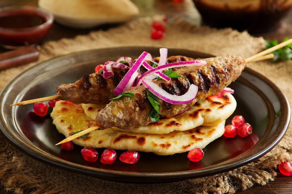 kebab of lamb, with homemade bread. کباب ترش