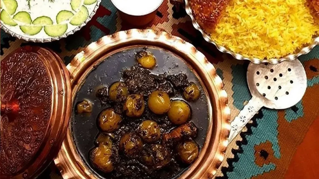 خورشت گوجه سبز