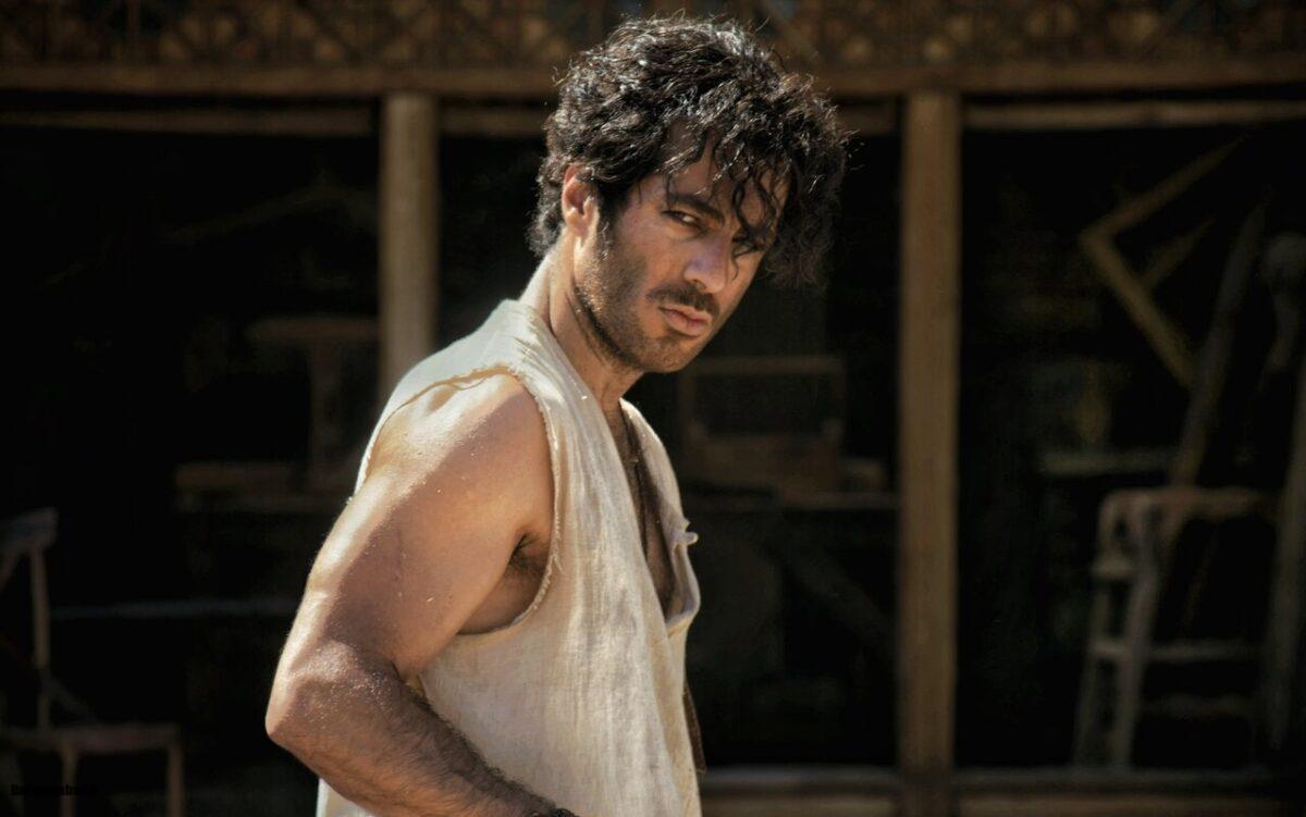 بیوگرافی نوید پورفرج