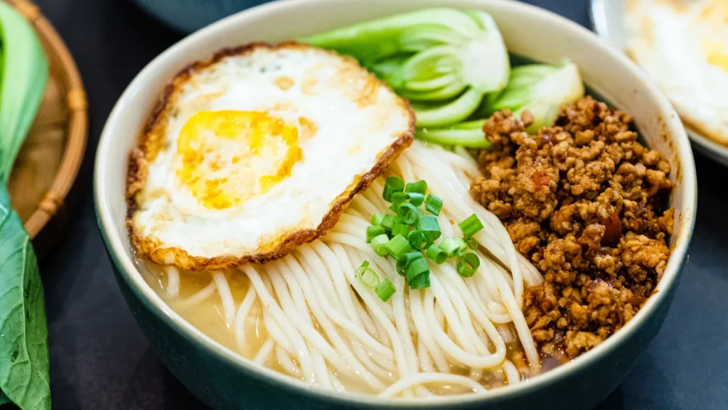noodle soup سوپ رشته