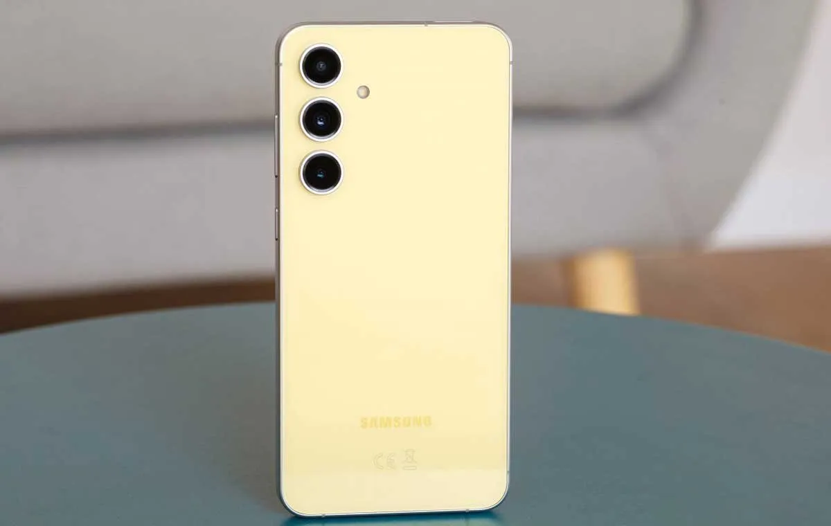 1گلکسی S۲۵ FE