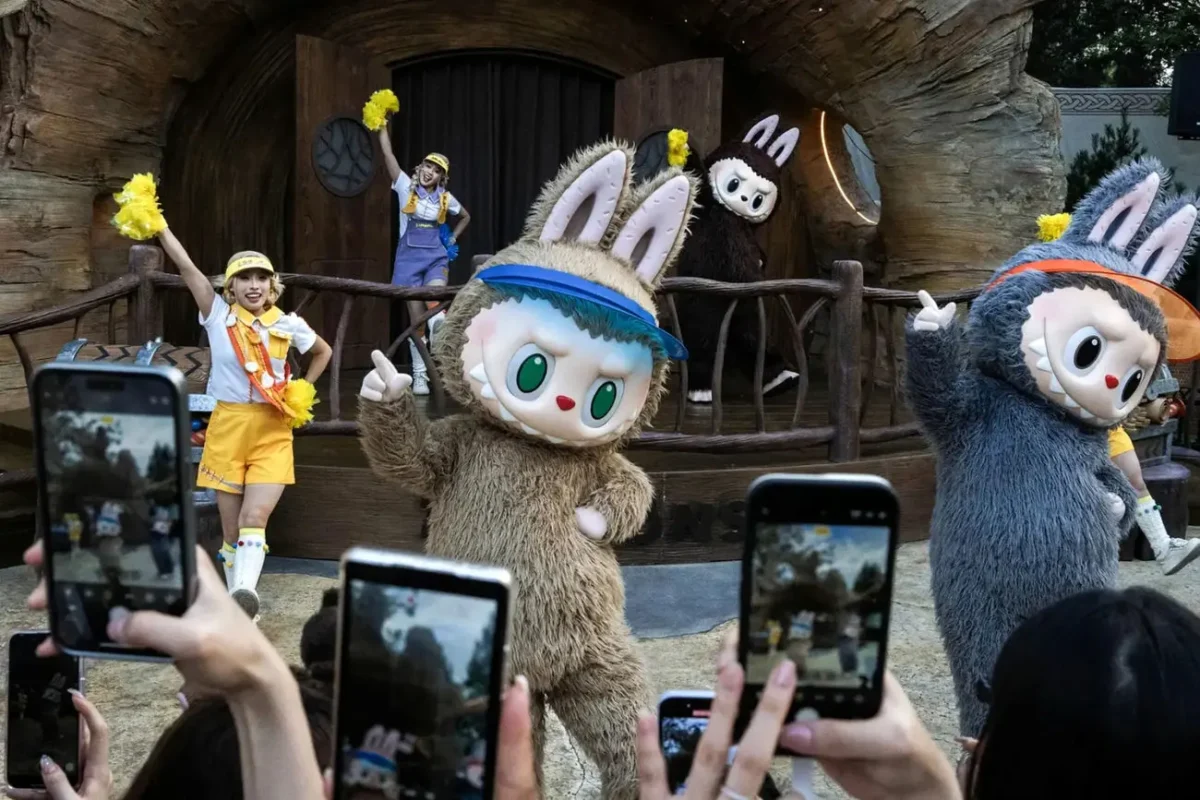 عروسک لبوبو عروسک لبوبو