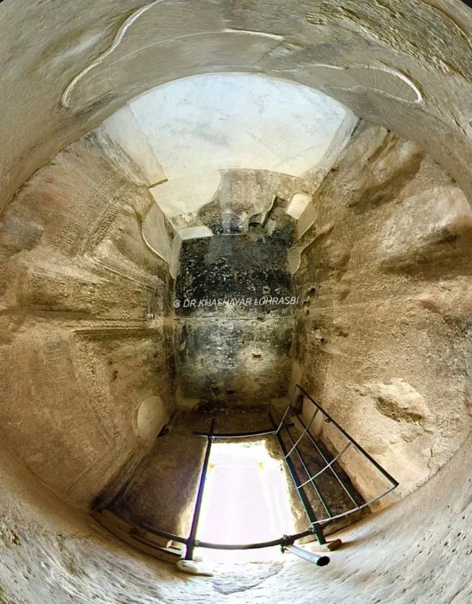 آرامگاه کوروش