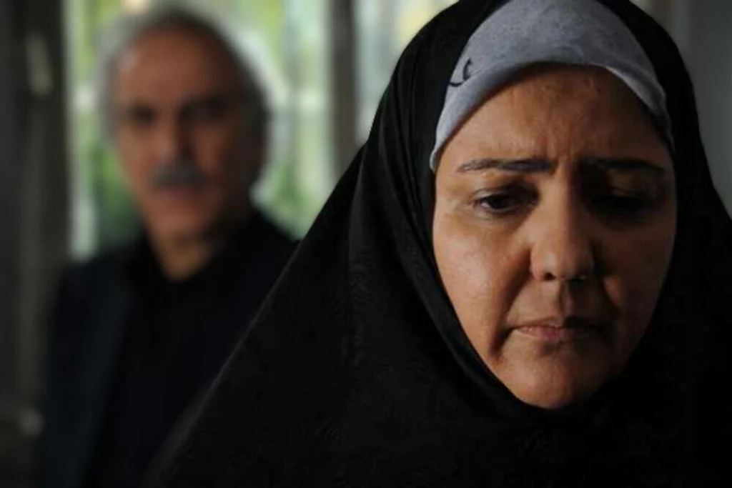 خانواده هژیر آزاد