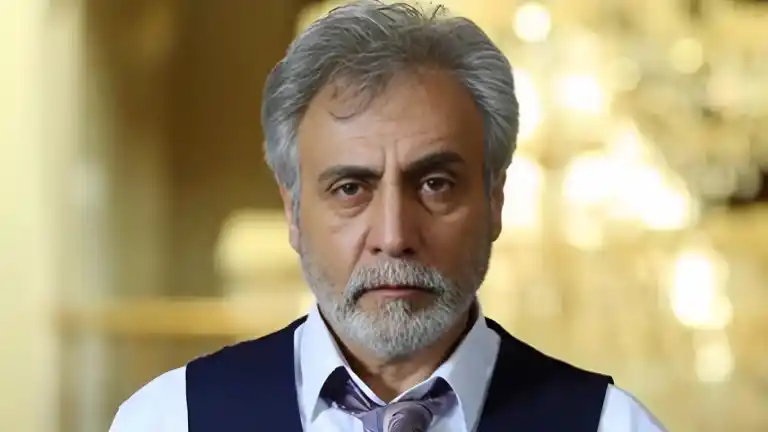 بیژن امکانیان بیژن امکانیان