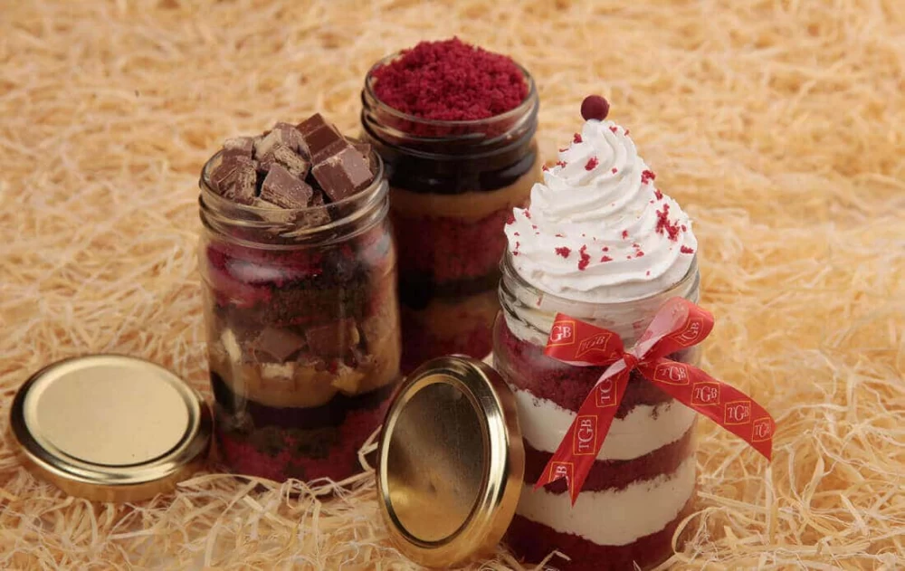 کیک شیشه ای