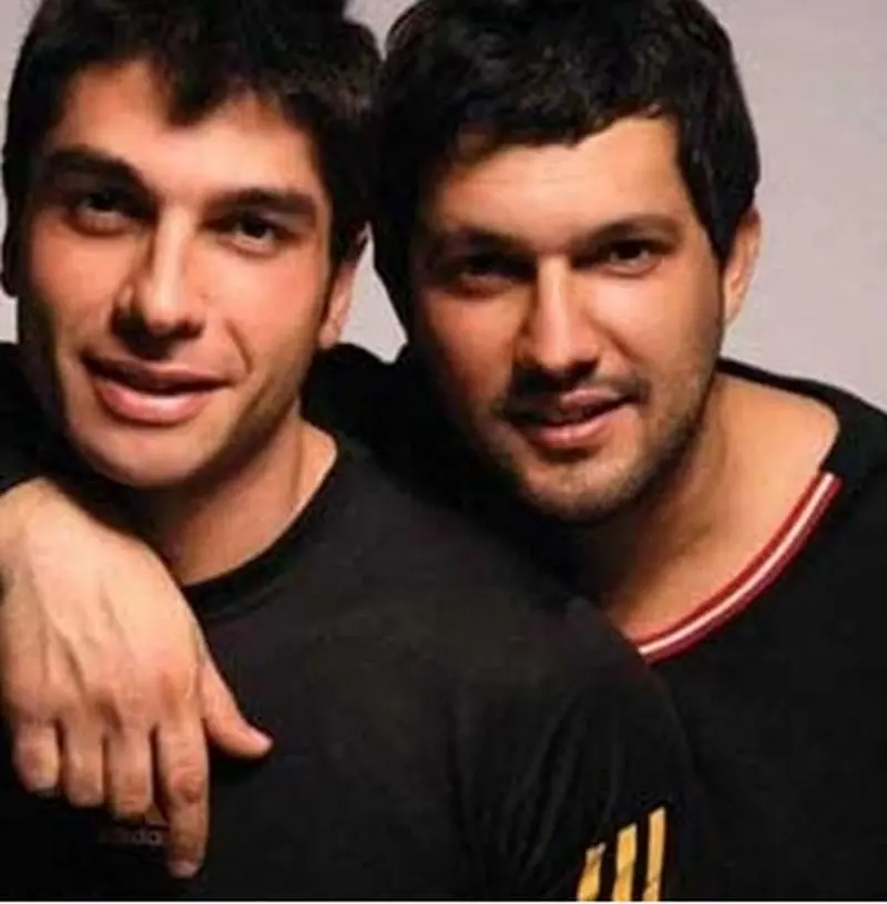 حامد بهداد و برادرش حسام حامد بهداد و برادرش حسام