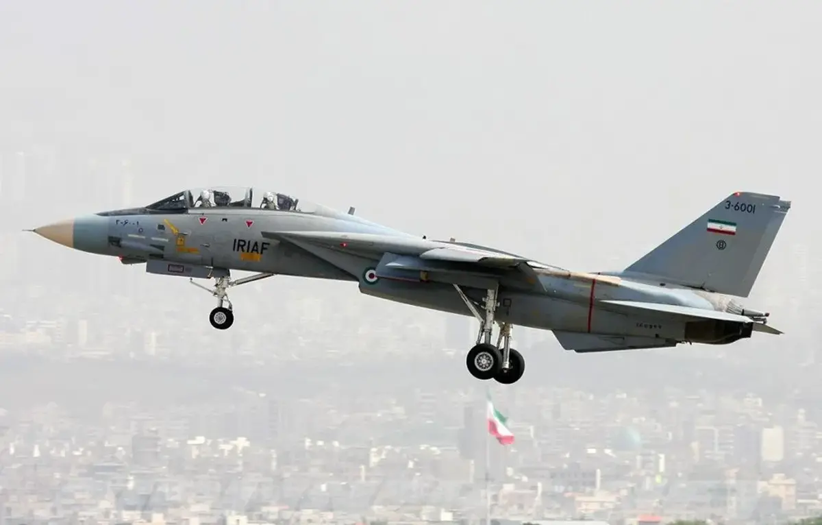 پرواز جنگنده تهران