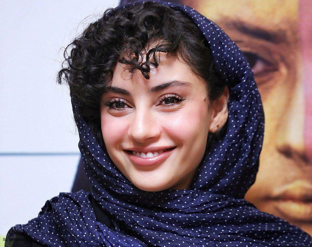 بیوگرافی ترلان پروانه