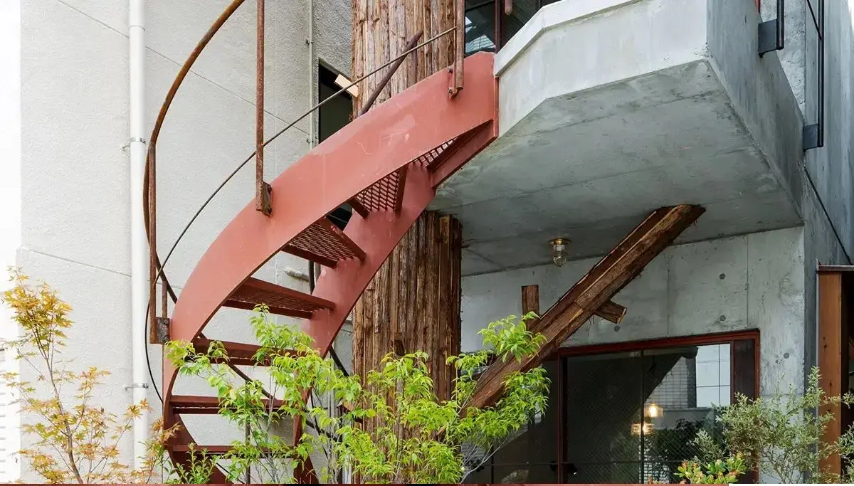 زمین 39 متری