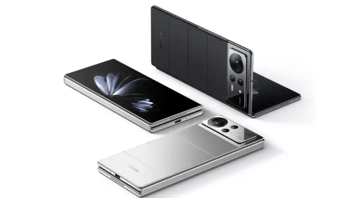 گوشی تاشوی سه‌تکه شیائومی